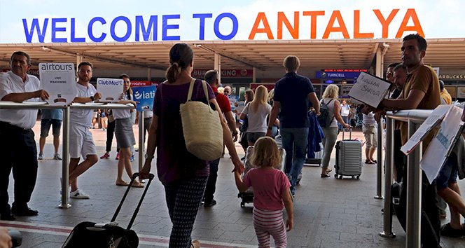 Antalya'ya 1 Ocak'tan itibaren gelen turist sayısı 1 milyon 316 bin oldu